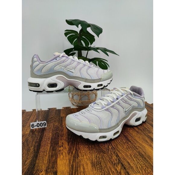Nike Air Max Plus GS Youth Size 6 US Mesh White Sneakers Activewear CD0609-108